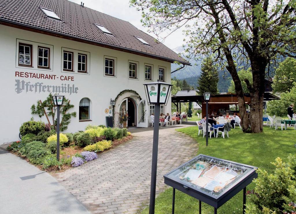 Landgasthof Pfeffermuehle Kotschach-Mauthen ภายนอก รูปภาพ