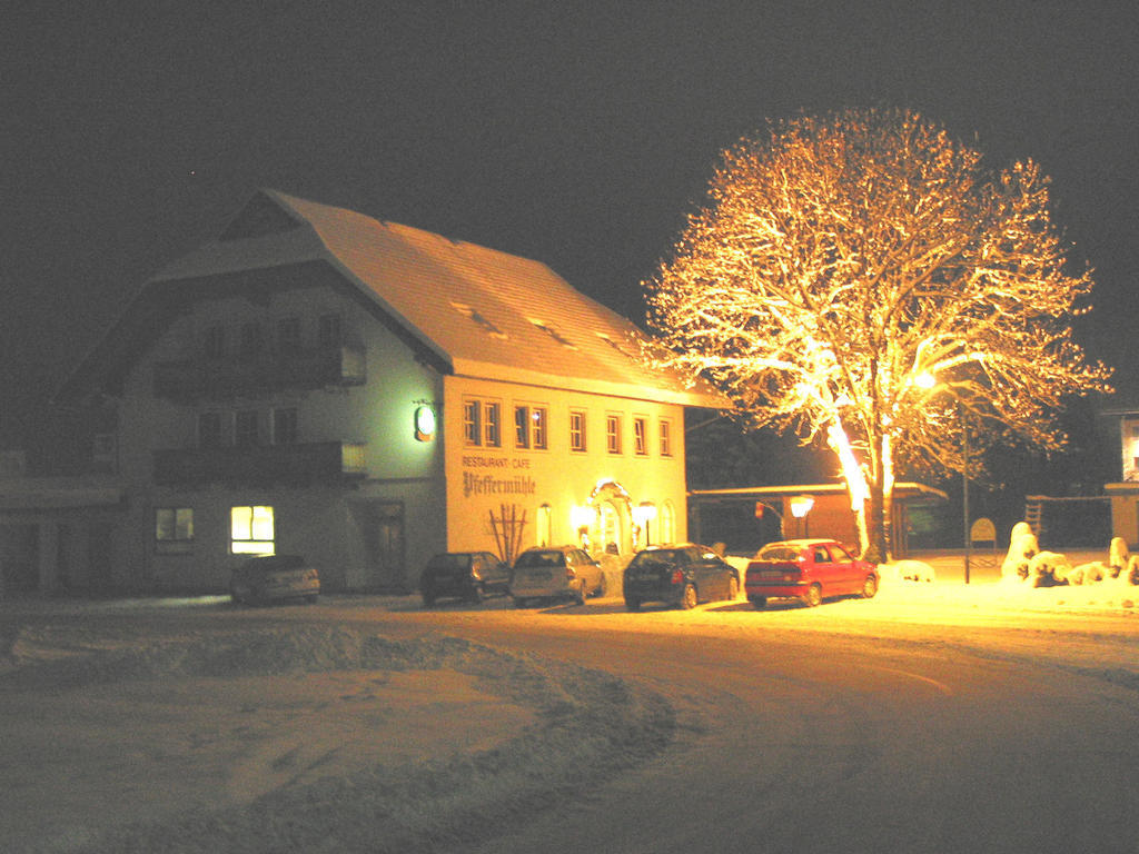 Landgasthof Pfeffermuehle Kotschach-Mauthen ภายนอก รูปภาพ