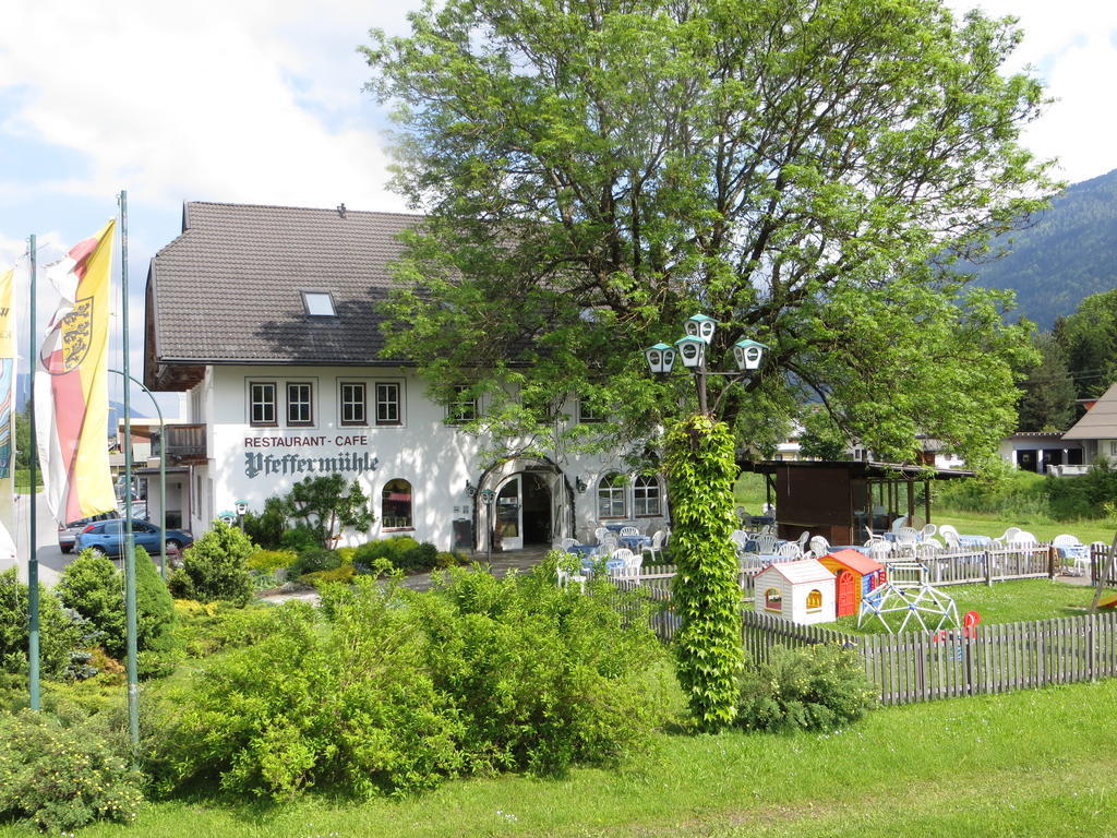 Landgasthof Pfeffermuehle Kotschach-Mauthen ภายนอก รูปภาพ