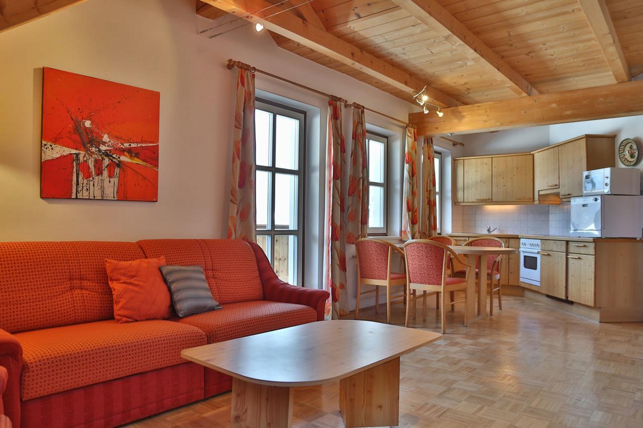 Landgasthof Pfeffermuehle Kotschach-Mauthen ภายนอก รูปภาพ